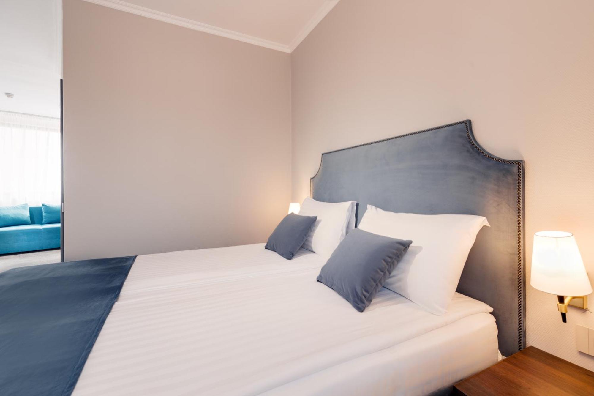Hotel Meridian Cluj-Napoca Luaran gambar