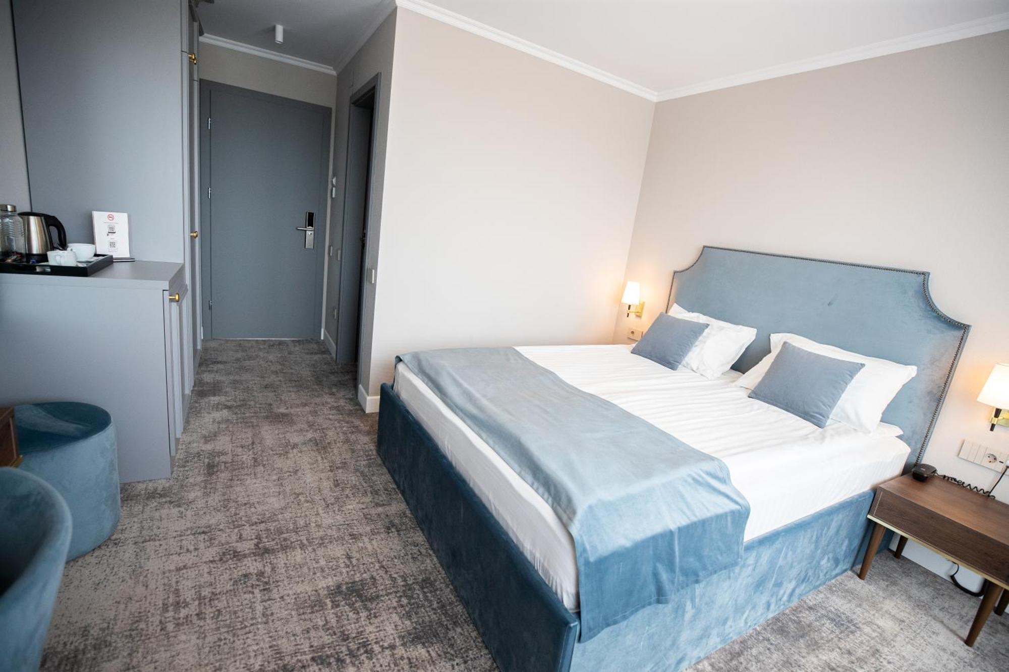 Hotel Meridian Cluj-Napoca Luaran gambar