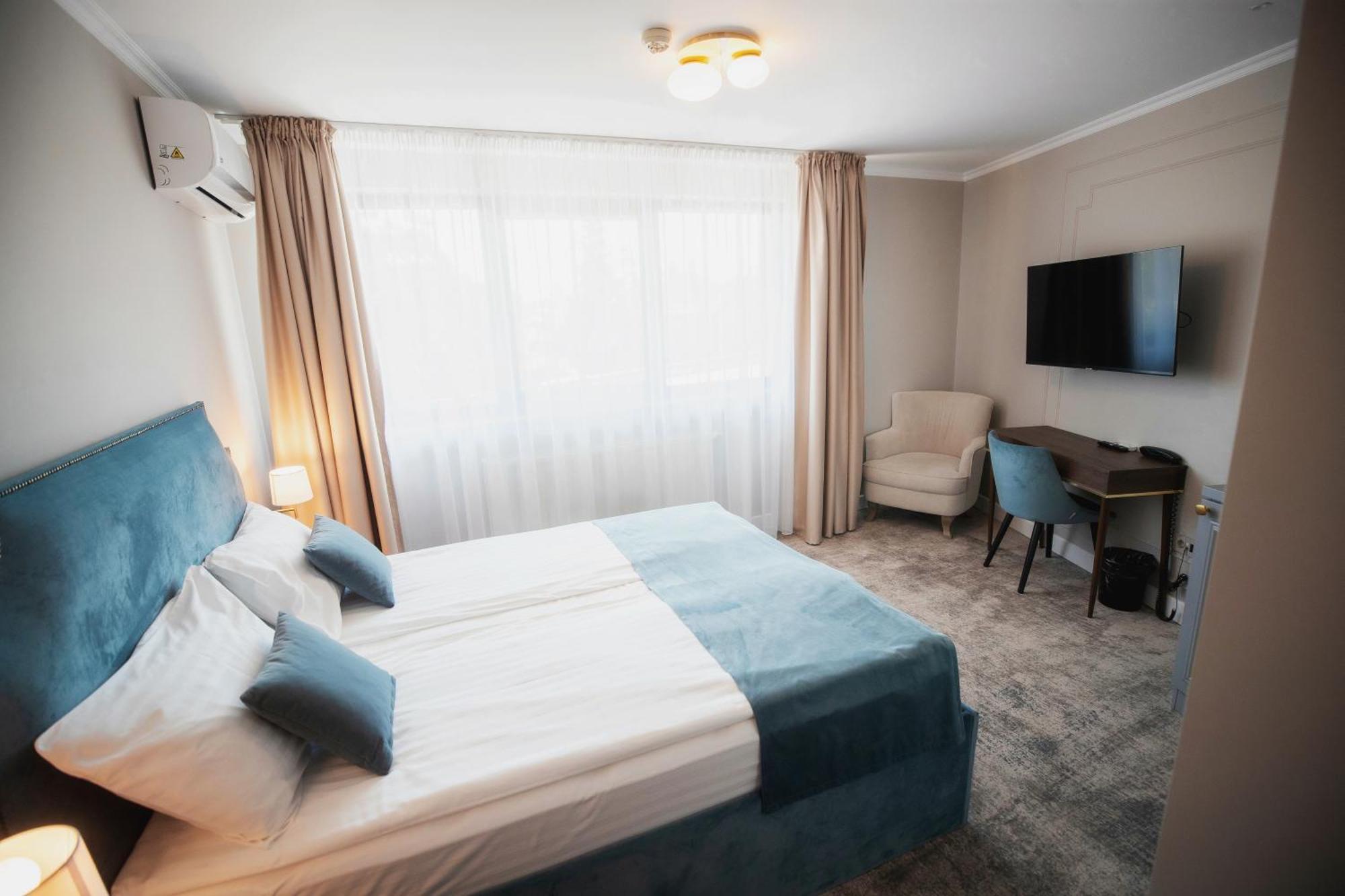Hotel Meridian Cluj-Napoca Luaran gambar