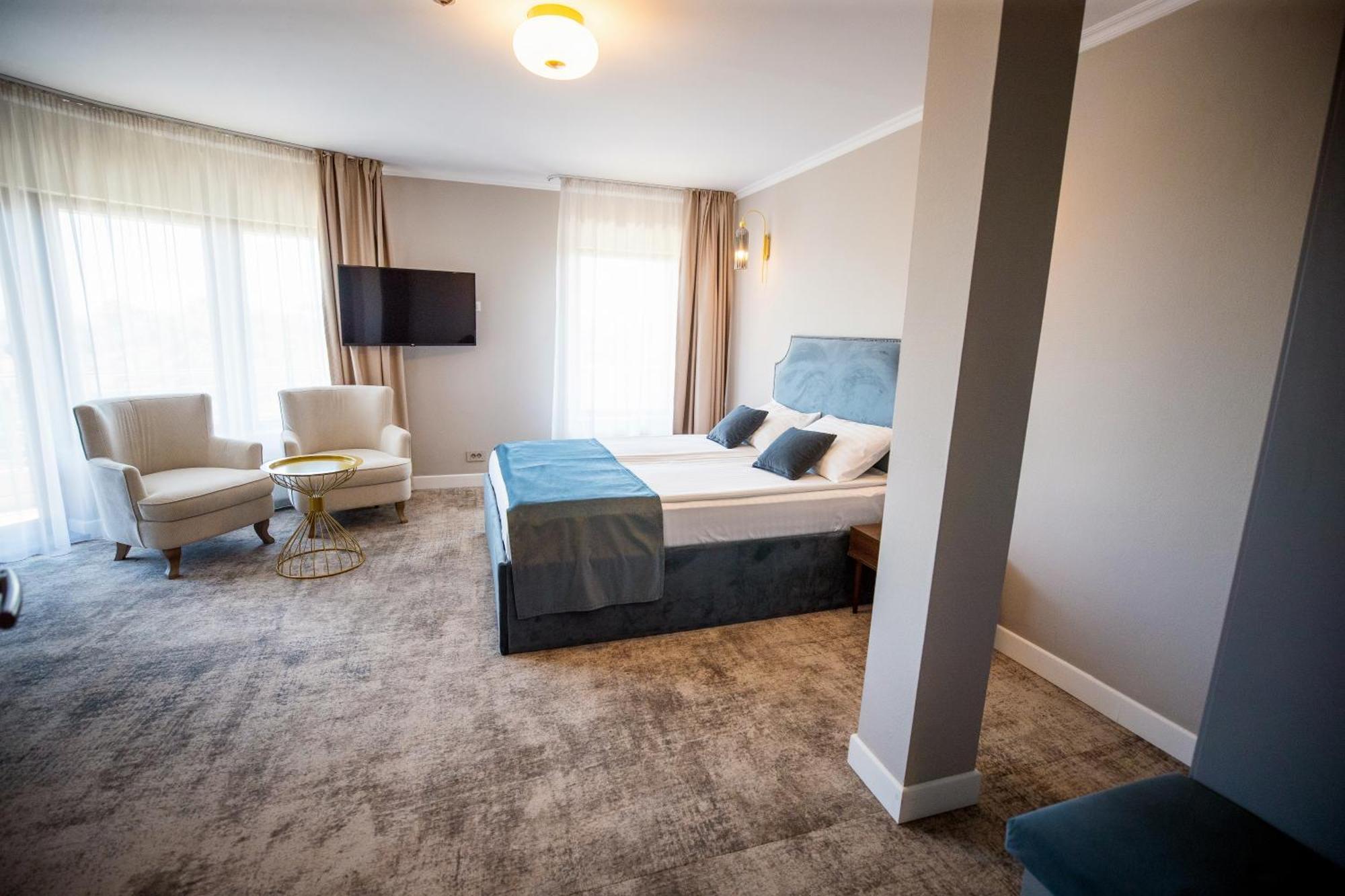 Hotel Meridian Cluj-Napoca Luaran gambar